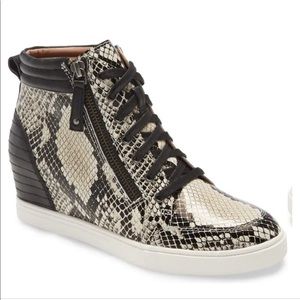 Lines Paolo Niya Wedge Sneaker Size 7